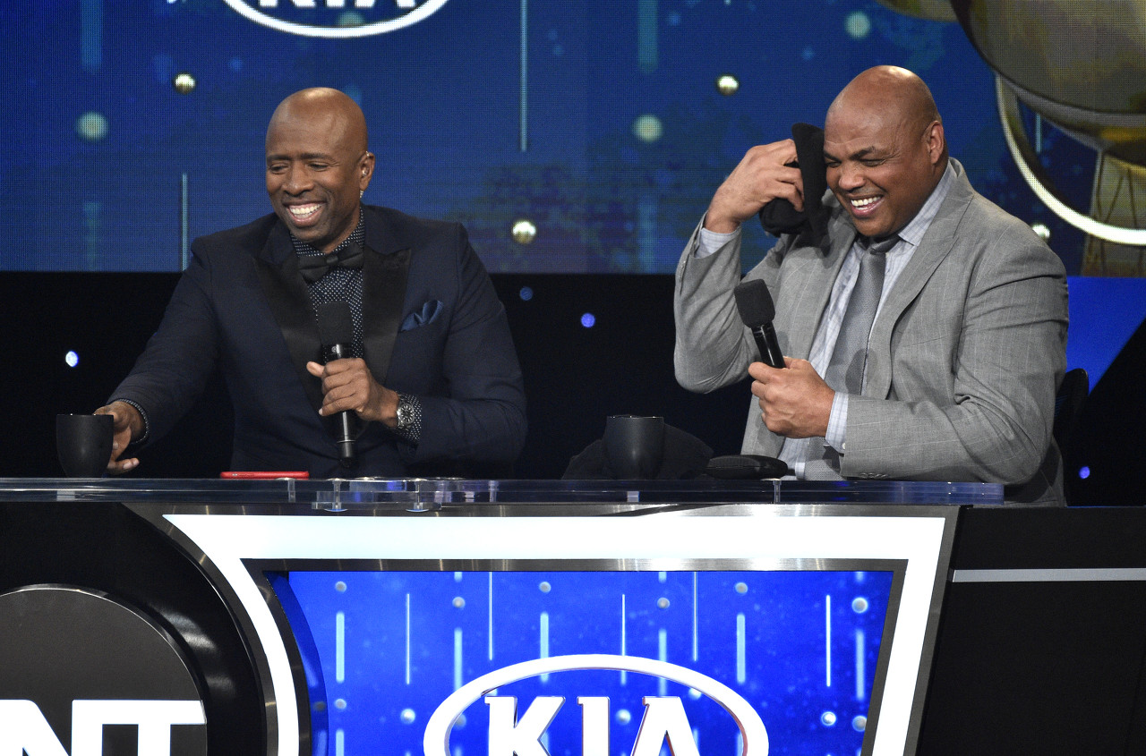 xingkong.com-😅巴克利保证黄蜂进附加赛？追梦：他在保证上一直都不太准